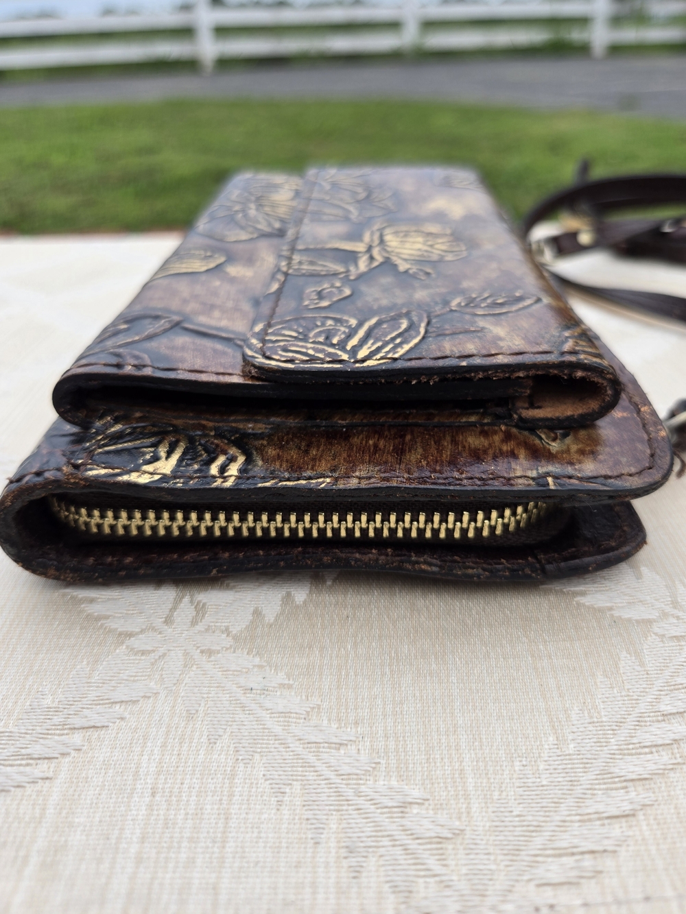 Patricia Nash Azario Embossed floral crossbody bag brown metallic Clutch Handbag - Picture 4 of 10